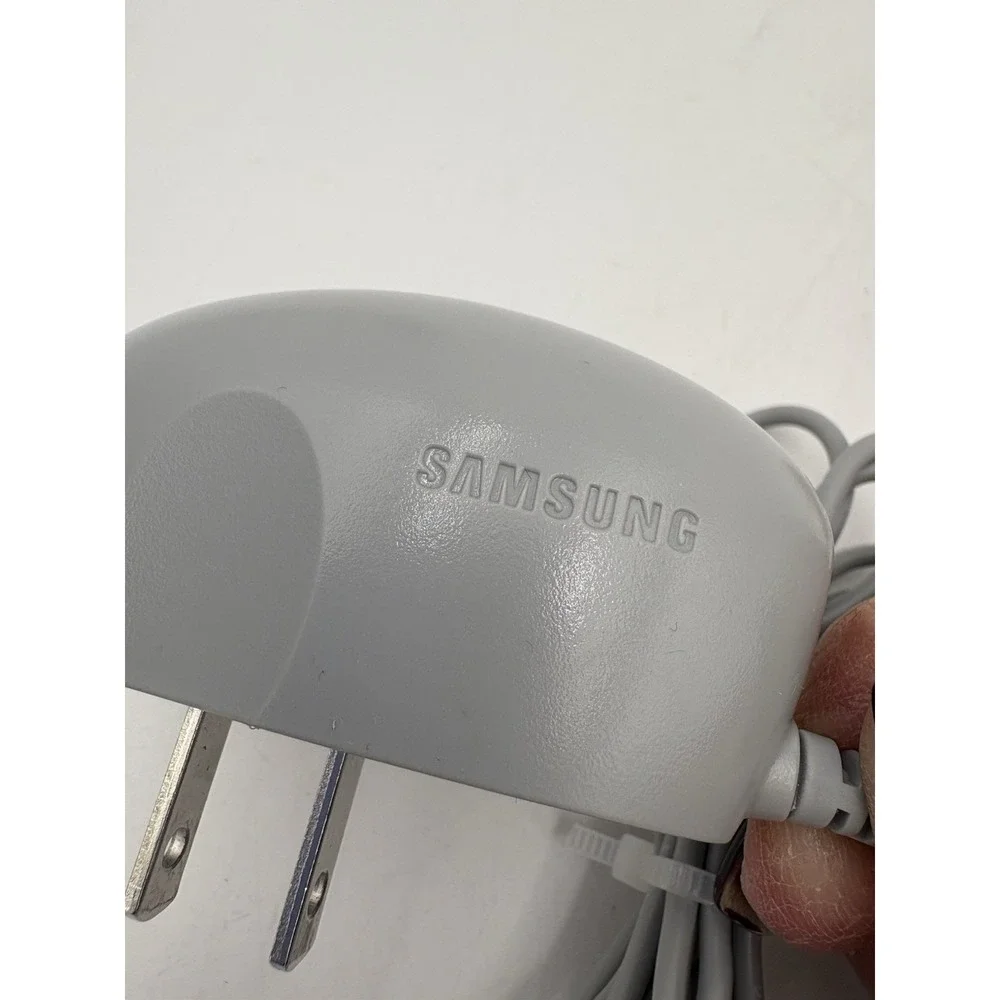 Samsung TAD137JSE Phone Charger for SGH-X475 SGH-X495/T209 SGH-X496‎ 5V 0.7A